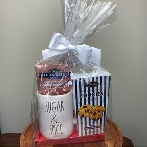 Rae Dunn Sugar and Spice Ghirardelli Gift Set